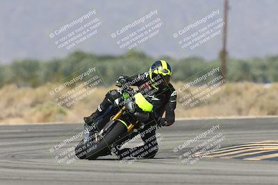 media/Oct-13-2025-Moto Forza (Mon) [[a66d839500]]/3-B Group/Session 3 (Turn 16)/